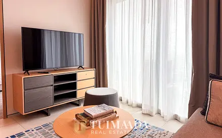 Furnished Unit I High Floor I Prime Location