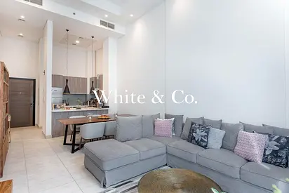 Ready To Move | Spacious Garden | Modern