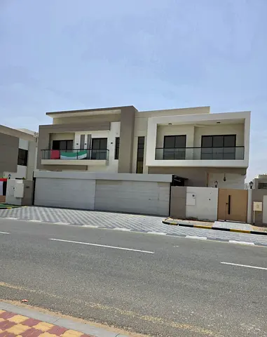 فيلا فاخرة 5 غرف في منطقة الحوشي – جاهزة للسكن