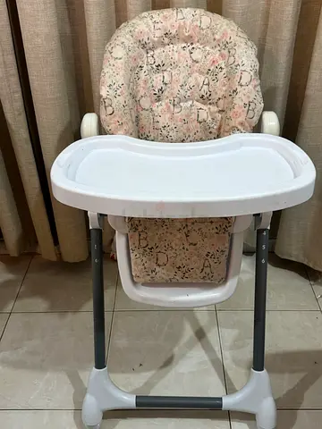 High Chair for Infant Feeding