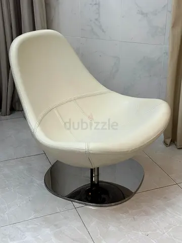Leather TIRUP Swivel Armchair