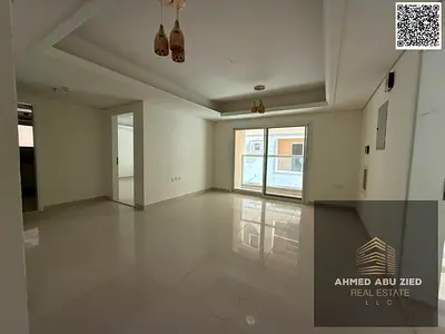 اول ساكن, للايجار السنوي ارقي شقة ثلاث غرف و صالة بالمويهات 3 | غرف واسعه مع خزائن بالحائط, بلكون, مطبخ مجهز واسع | موقع مميز علي مخرج دبي والشارقة |