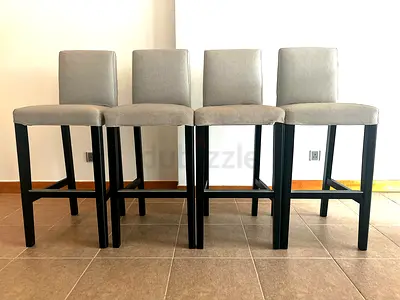 Set of 4 x Grey High-back Bar Stools with Solid Wood Legs