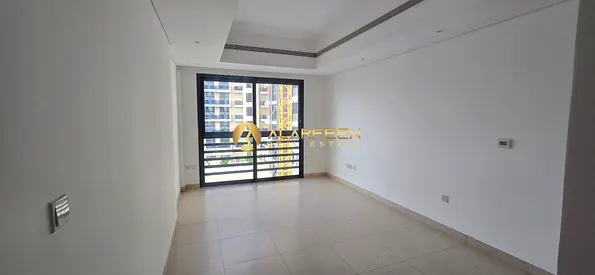 Stylish 1 Bedroom I Spacious & Bright I Elegant Living