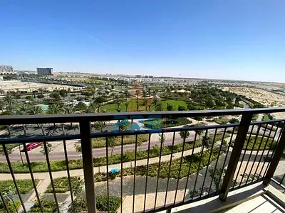 Modern One-Bedroom I Bright and Spacious I Golf View I Vacant