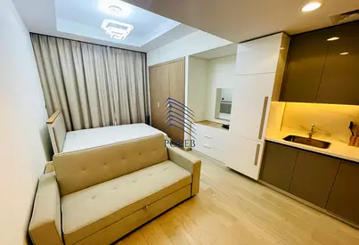 Bright unit | Pool and Community View | 4 cheques