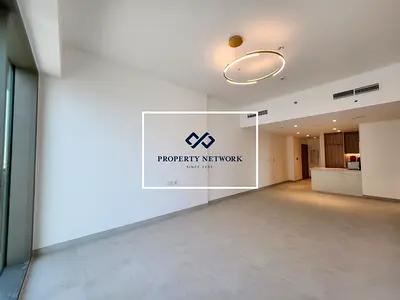 Waterfront Living | Huge Layout | Investor Deal