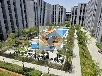 🏡 للبيع – غرفة وصالة بحمامين | أول ساكن | داخل كومباوند مميز