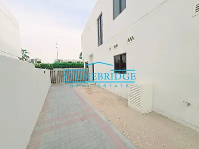 Hot Deal | Single Row | Corner Villa