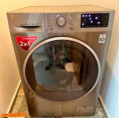 Washing machine LG 8.5kg washer dryer excellent condition under warranty