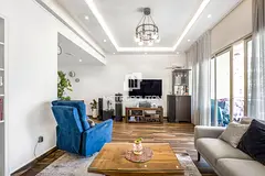 Fully Upgraded | Spacious | Community View