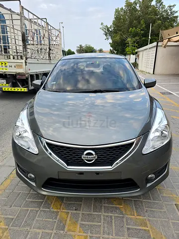 نيسان تيدا هاتشباك وأرد