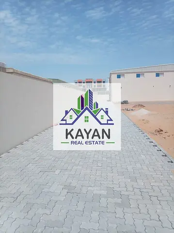 direct from owner, 36,600 sq.ft industrial yard with sheds & 160 kW power