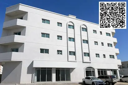 🏢 للبيع بناية استثمارية مميزة في مويلح – موقع استراتيجي  📍 خلف سفاري مول مباشرة 🛣️ على ثلاث شوارع، منها شارع قار بعرض 36 متر