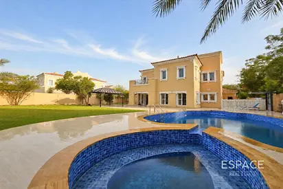 Type B1 | Stunning Plot | Quiet Location