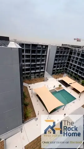 Distress Deal | 1BR Corner | Pool view | Free hold | Cash only