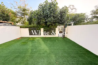 Large Garden | 3 Bed + Maid | Green Belt