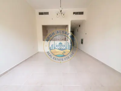 Spacious studio close kitchen family Bullding close to safari mall