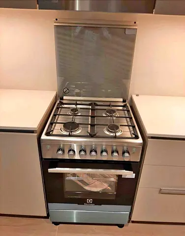 Electrolux 4-burner full gas cooker with fan oven cooking range 60x60 good condition