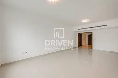 Huge Layout | Burj and Canal View | Vacant