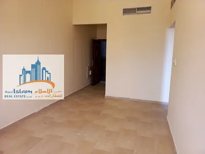 لللايجار غرفة وصالة واسعة في النعيمية 3 - موقع استراتيجي وتشطيب ممتاز