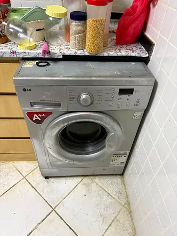 LG front-load washing machine - working condition