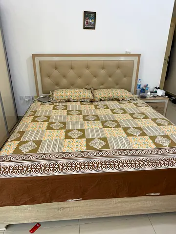 King Size Bed with Comfortable Mattress