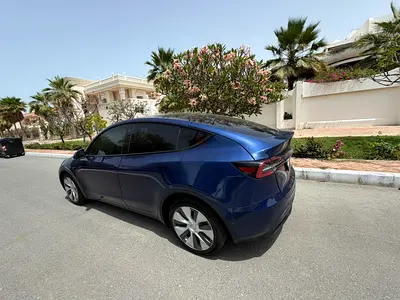 Tesla model Y 2022