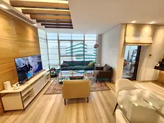 Upgraded Three Bedroom - Back to Back Near to Golf