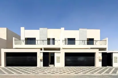 Spacious 5BR Townhouse | All Master | Maid Room