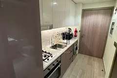 Low Floor l Open Layout l Chiller Free