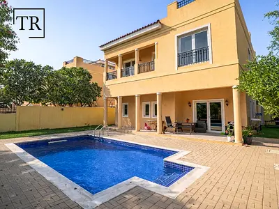 Exclusive | Single Row |Park Facing| Private Pool