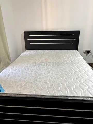 Queen size bed frame for sale (190*150cm) - mattress not available
