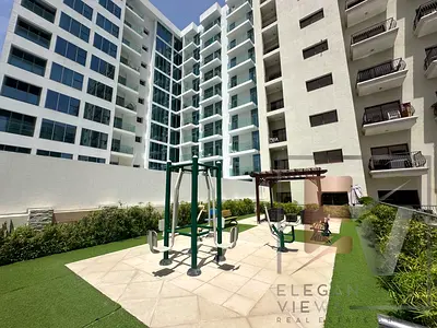 Spacious 1-BR Apartment+ Study for Sale in JVC