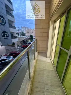 For annual rent in Al Rashidiya, a well-maintained apartment ideal for families. The unit consists o