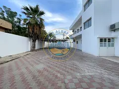 Hot offer 6 bed with majlis +10 car parking inside just 150k in al jazzat Sharjah