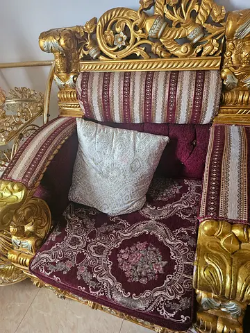 كنب او مجلس فخم