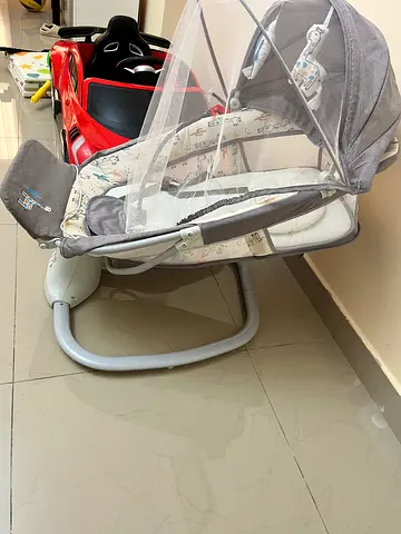 Juniors 3 in 1 kooper baby swing for Sale