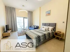 Studio Apartment | Samia Azizi | Community &amp; Downtown View
