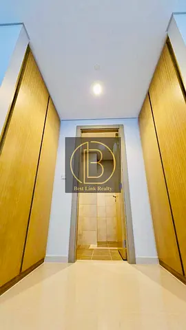 NEXT TO WATER CANAL-BUSINESS BAY-READY-LUXURY LIFESTYLE