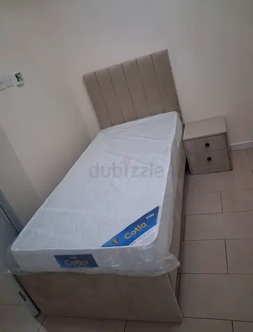 Brand new single size bed with medical mattress good Quality single bed
