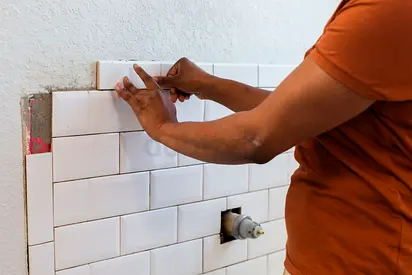 Wall and floor tiles installation and home maintenance work in Dubai