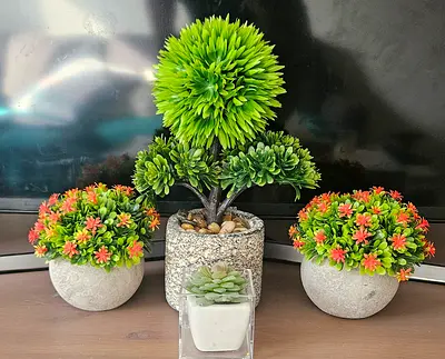 Set of 4 Faux Succulent  Topiary Decorative Plants