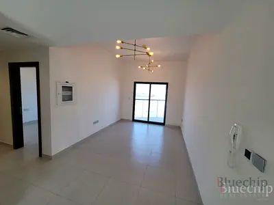 Spacious | Vacant | Great Amenities
