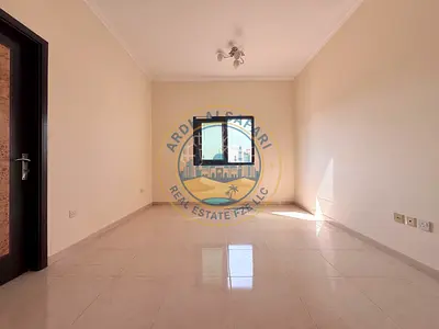 SPACIOUS ONE BEDROOMHALL // IN-FRONT OF SAFARI MALL , LULU HYPER MARKET // TWO BATHROOMS // ON ROAD BUILDING // EASY ACCESS TO DUBAI