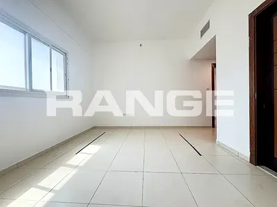 Spacious 2BR | Closed Kitchen | High floor