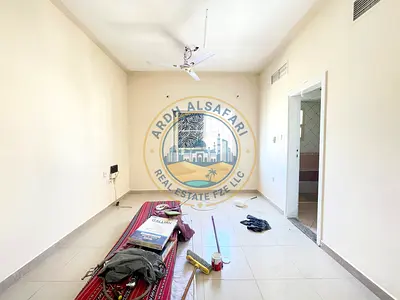 Central Ac-Separate Kitchen Family Studio Available-Close To 🚌