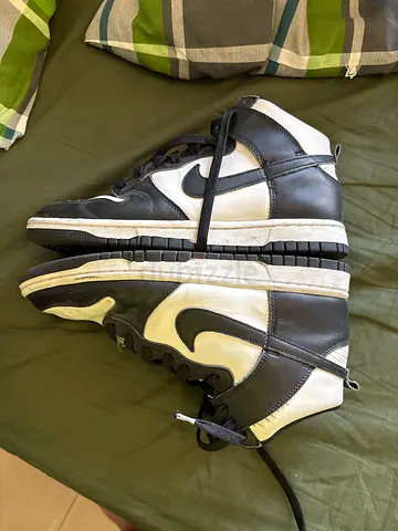 Nike Dunk High black/white sneakers — gently used size 41