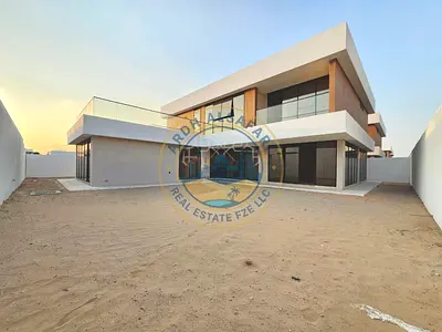Brand New 5_Bedrooms Villa/Maid Room /Well Maintained / *Garden Space \*Majlis