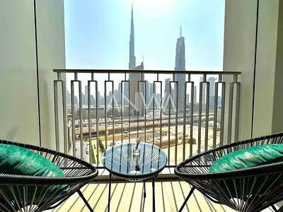 Luxury 3BR | Huge Layout | Downtown | Walk to Dubai Mall